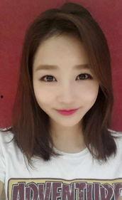 李炫臻生活照,生活照中的青春风采