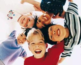 小孩社会图片,捕捉孩子们纯真时光的瞬间